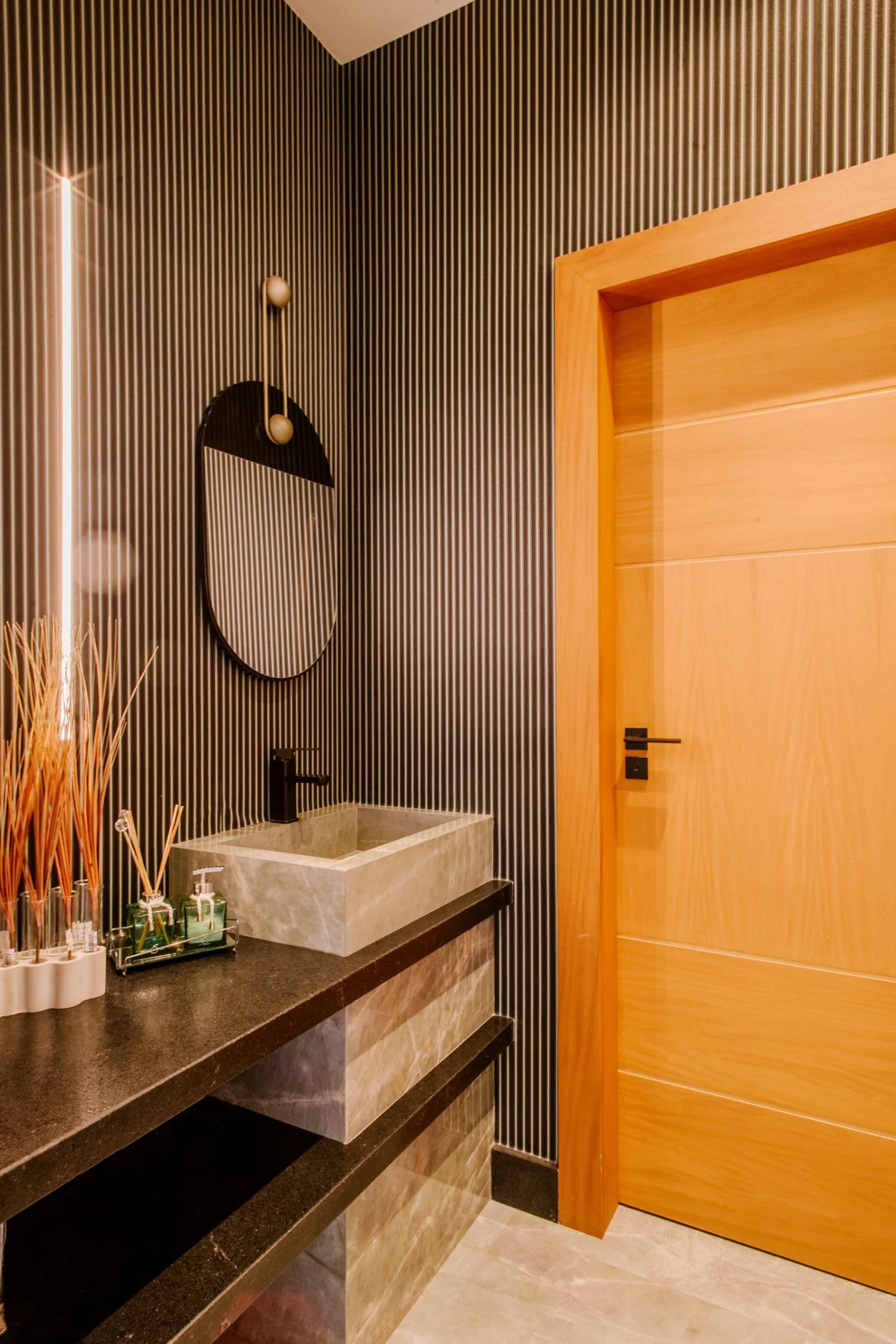 Bathroom layout and fittings