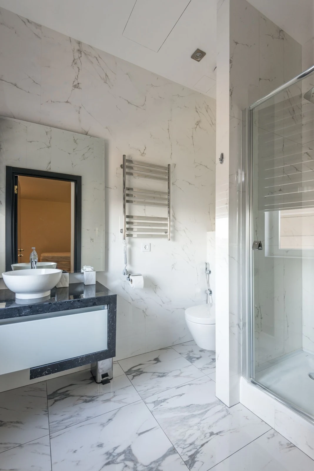 Bathroom layout and fittings